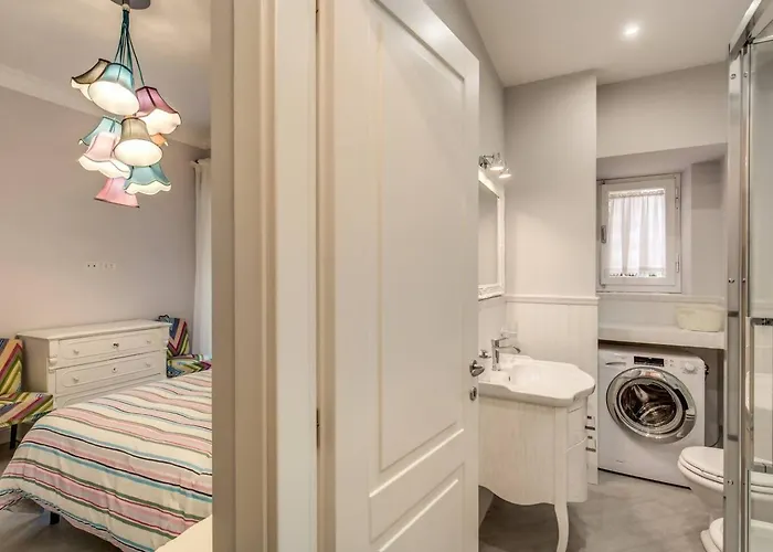 Flat With Terrace By Vatican Daire