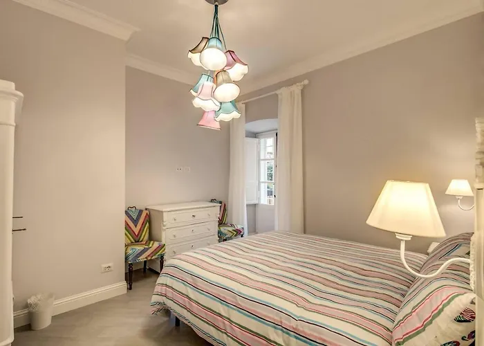 Flat With Terrace By Vatican *