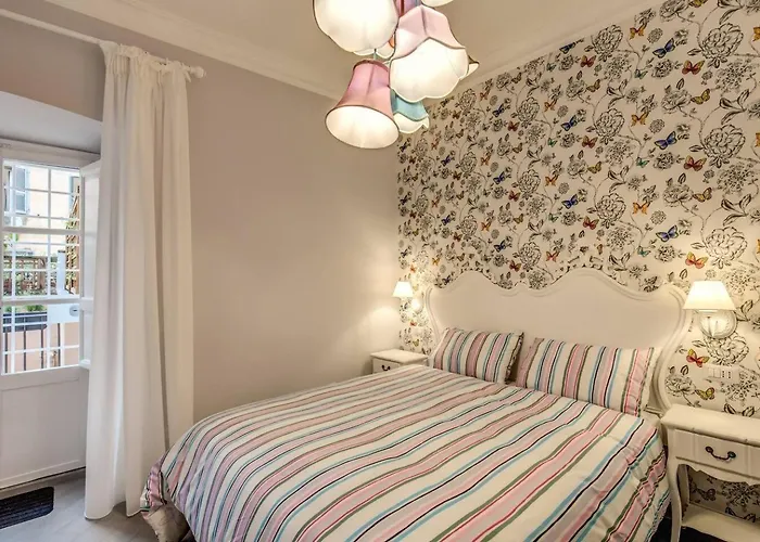 Flat With Terrace By Vatican Daire